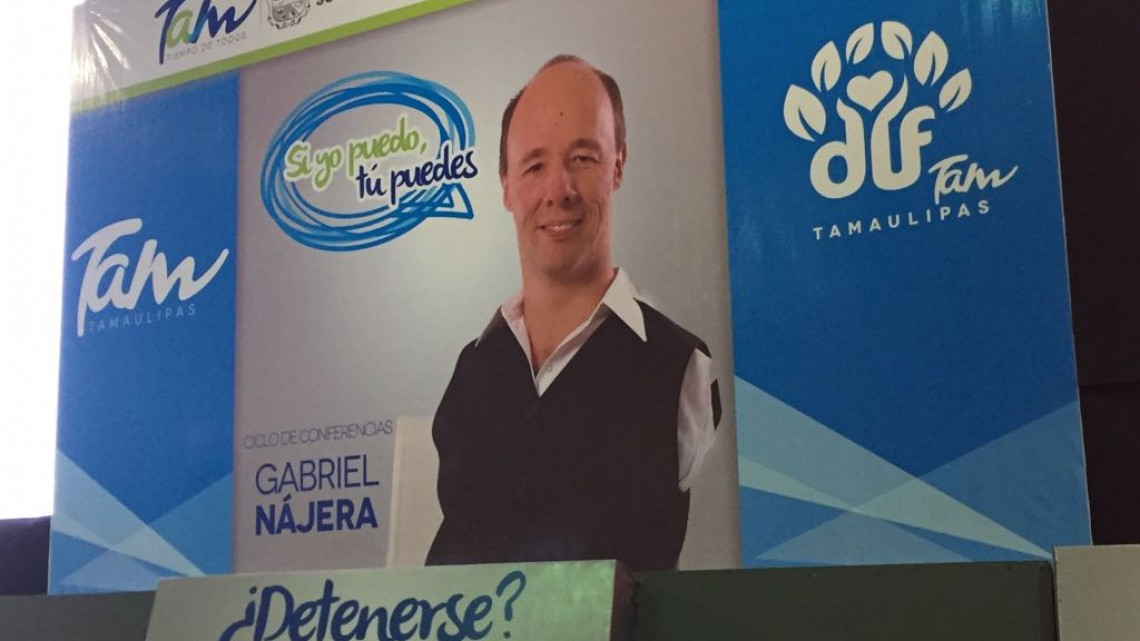 Gabriel Nájera motiva a jóvenes de Reynosa