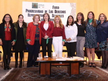 Morena propone despenalizar aborto a nivel nacional
