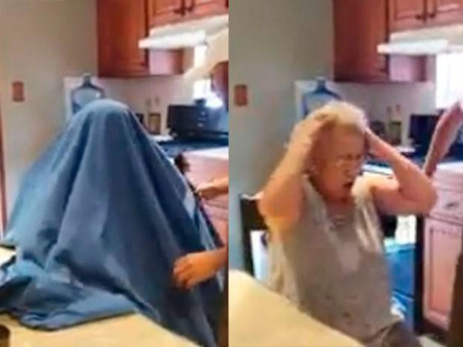 Finge hacer invisible a su madre y ella reacciona así