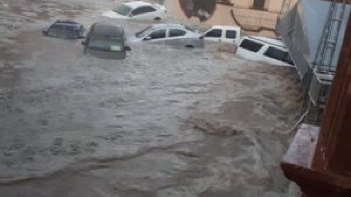 Matehuala es azotada por tromba, hay cuantiosos daños