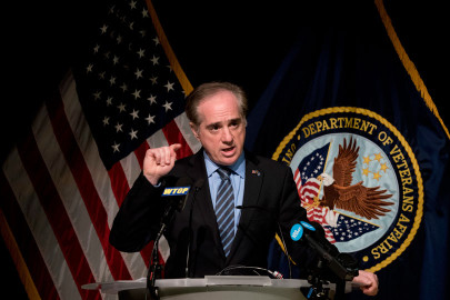 “Toxicidad” en ambiente en Washington: David Shulkin