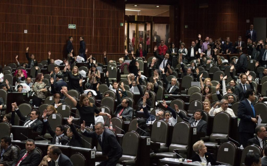 Aprueban ley para ubicar a “súperdelegados” 