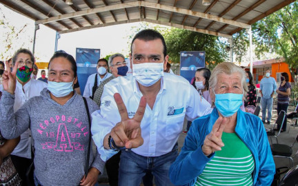 Con foros construye Rivas un gobierno cercano a la gente
