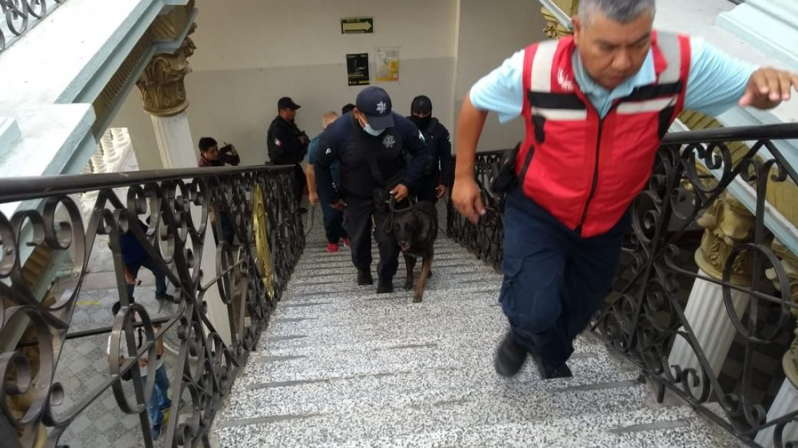 Reportan amenaza de bomba en presidencia de Victoria; PC dice solo fue inspección de rutina