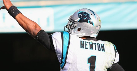 Se recupera mariscal Cam Newton y jugará contra Cuervos en NFL