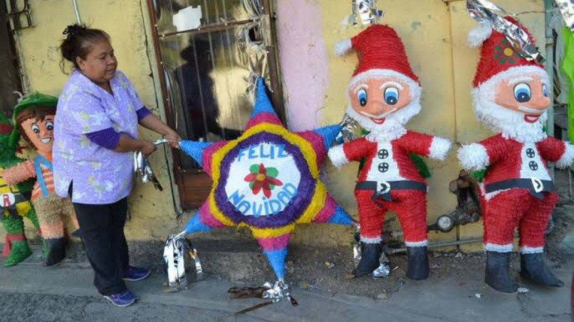 Piñateros esperan un repunte en sus ventas en Nuevo Laredo 