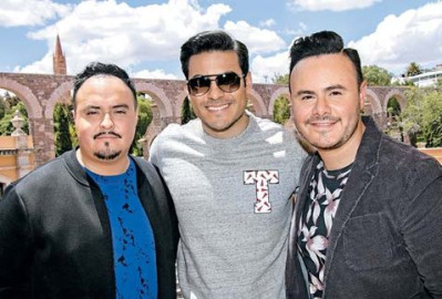 Río Roma y Carlos Rivera graban video de “Todavía no te olvido”
