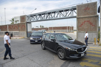 Se extiende en Nvo, Laredo el 'Hoy No Circula' a vehículos que vienen de EU 