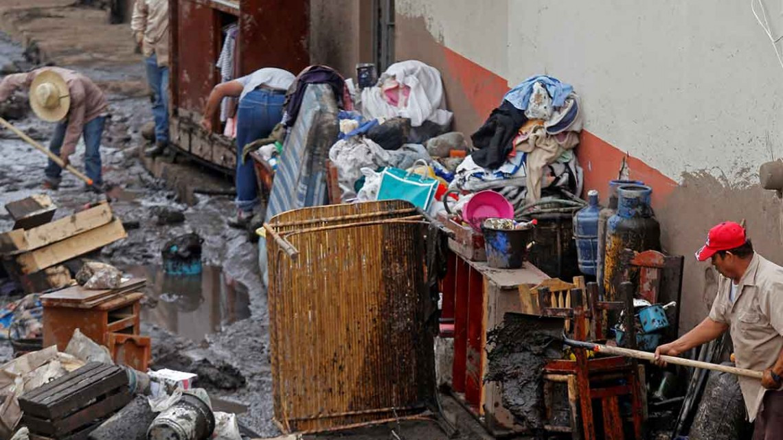 3 muertos tras desbordamiento de río en San Gabriel