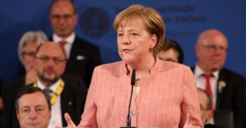 Europa ya no puede esperar a que EU nos proteja: Angela Merkel 