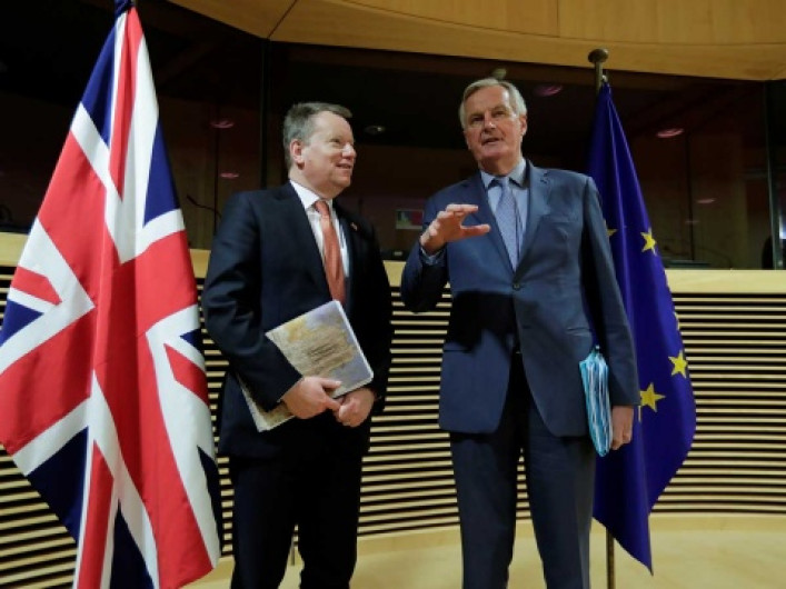 Inician negociaciones entre Reino Unidos y EU tras Brexit