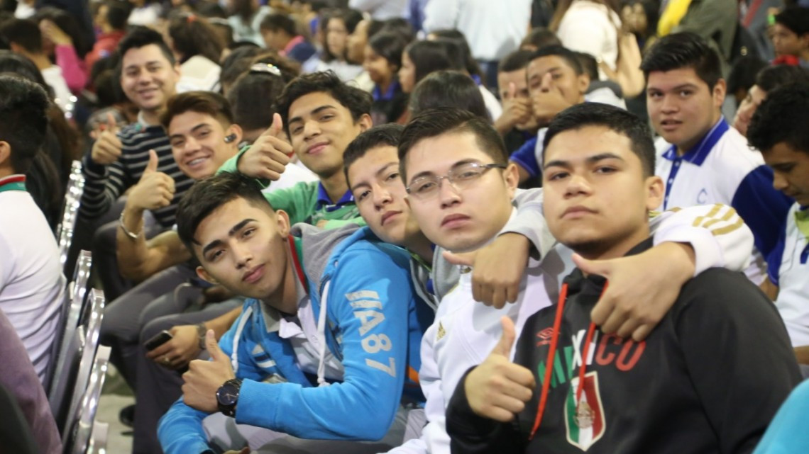 Realizan conferencia "Si yo puedo tu puedes"