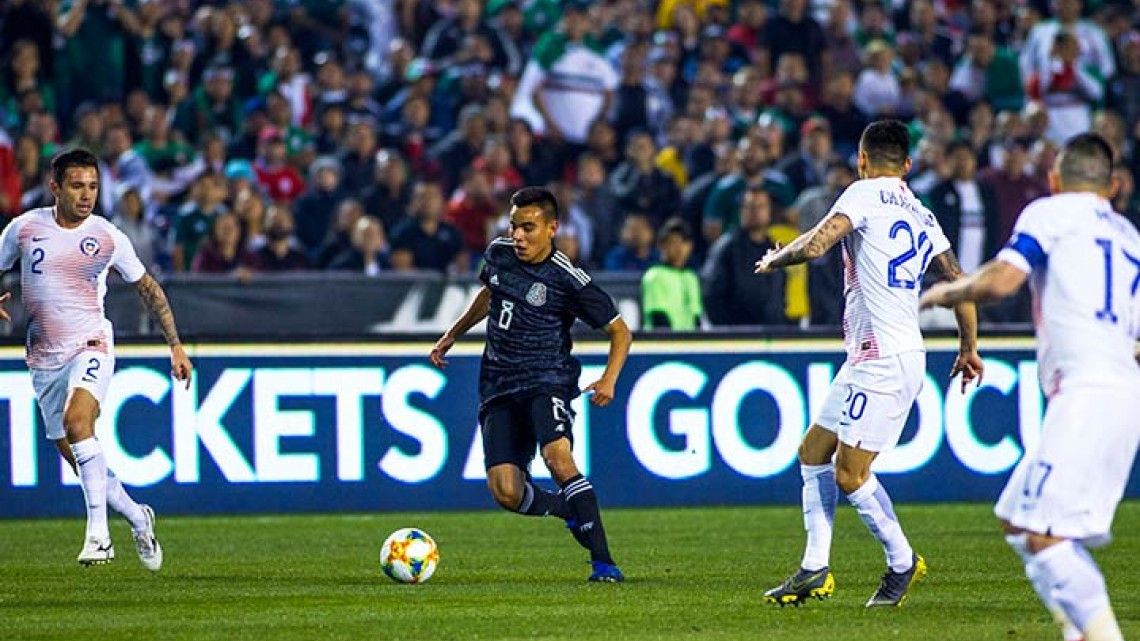 Selección Mexicana derrota a Chile 