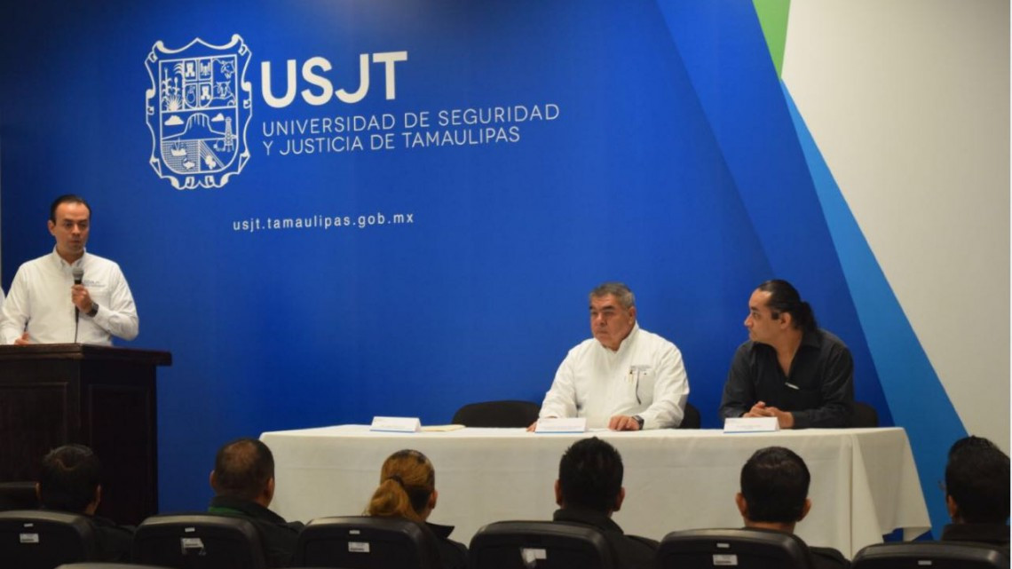 Culminan curso policías cibernéticos