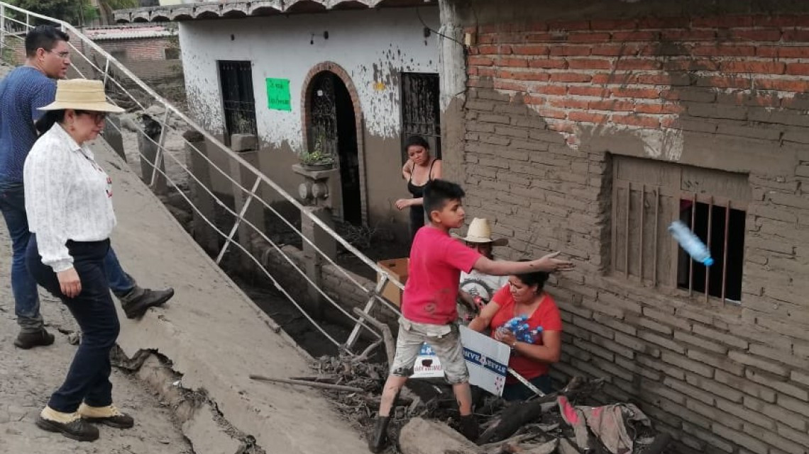 3 muertos tras desbordamiento de río en San Gabriel