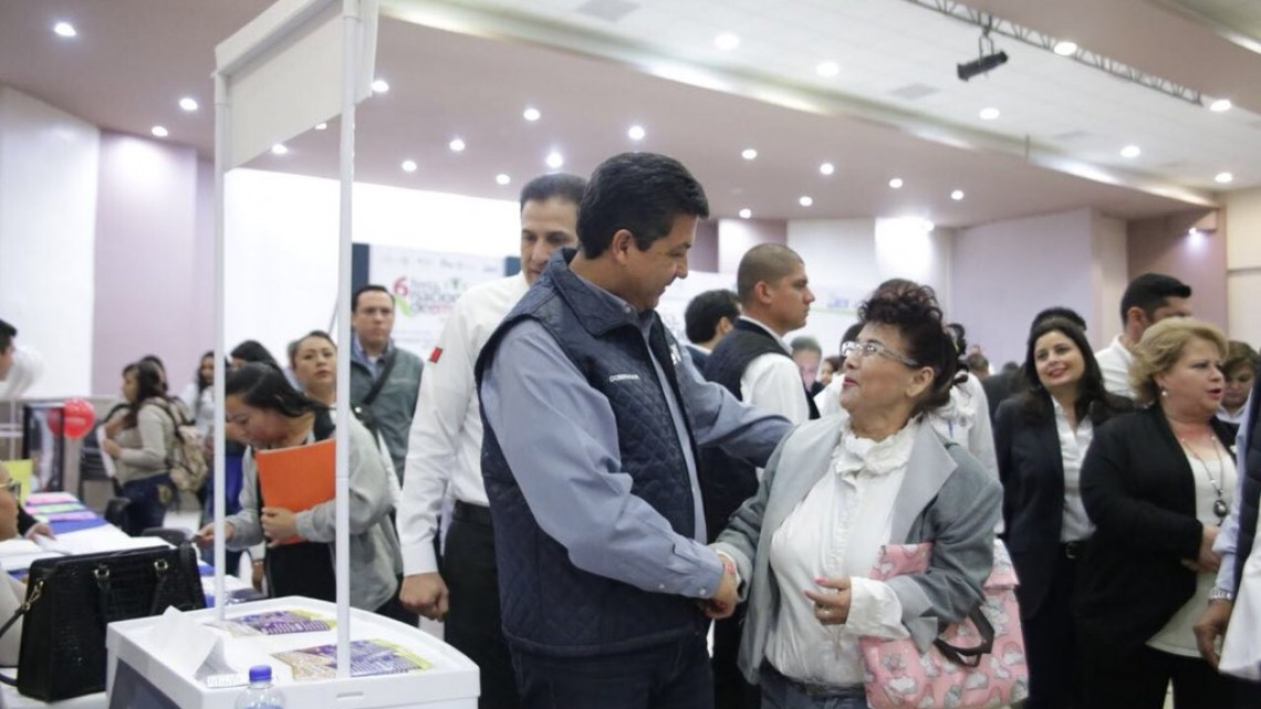 Inauguran Gobernador y Alcalde "feria nacional del empleo para mujeres"
