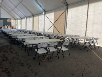 Coepris supervisa albergue para repatriados