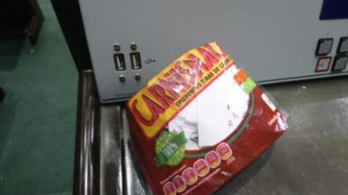 Así dejan los curules de San Lázaro quienes no llevan tupper