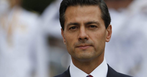 EPN presentó factura por 7 mdp en internet en un vuelo: AMLO