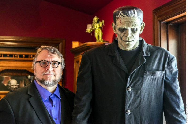 Planean exposición de obras de Guillermo del Toro