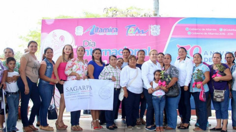 Celebran Aniversario 79 de Maclovio Herrera