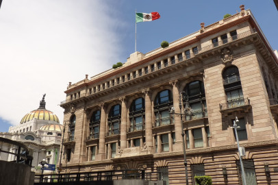 Banxico reduce expectativa de crecimiento para 2019 y 2020
