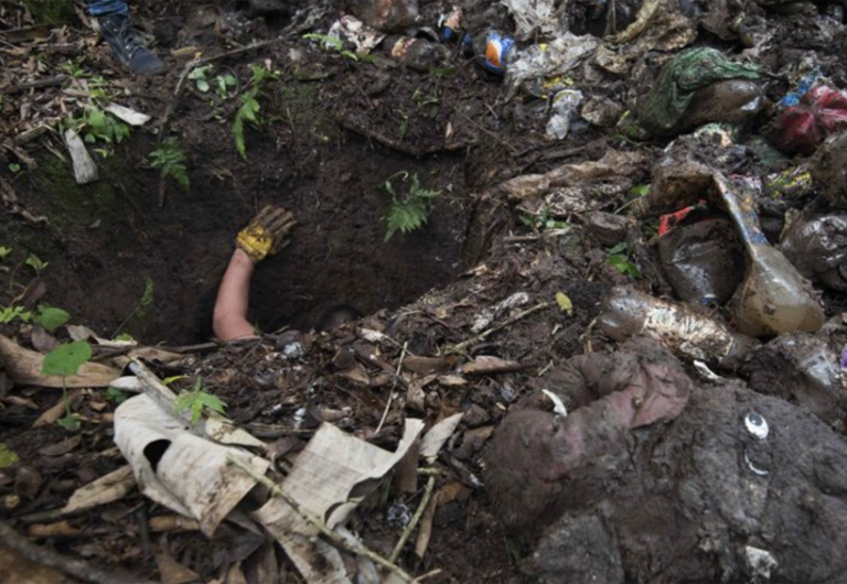 En 11 años, más de mil 300 fosas clandestinas se han encontrado en México: CNDH