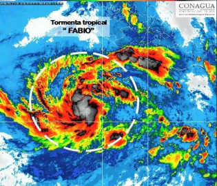 Depresión se convierte en tormenta tropical "Fabio"