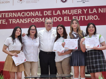 Alumnas destacadas de CONALEP Matamoros comparten experiencia en evento internacional de ciencia