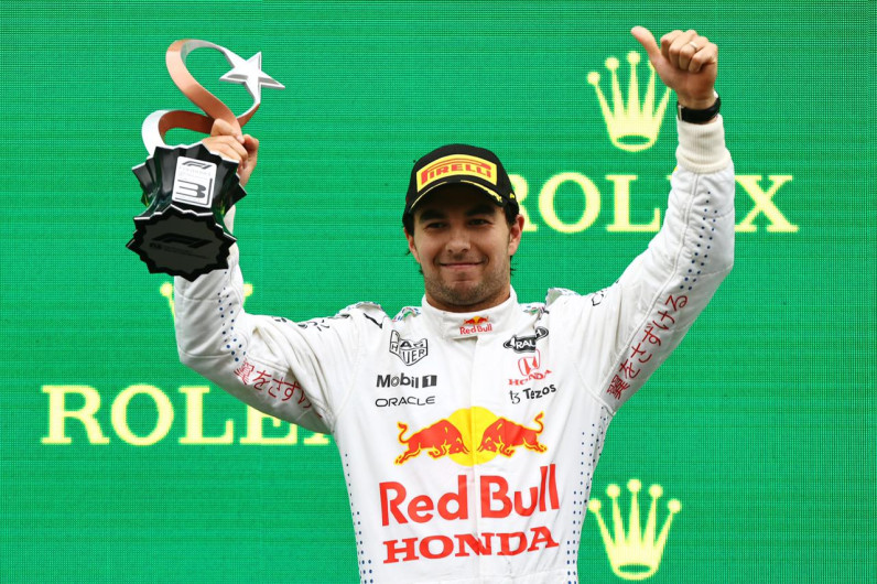 Checo Pérez se sube al podio en el GP de Turquía