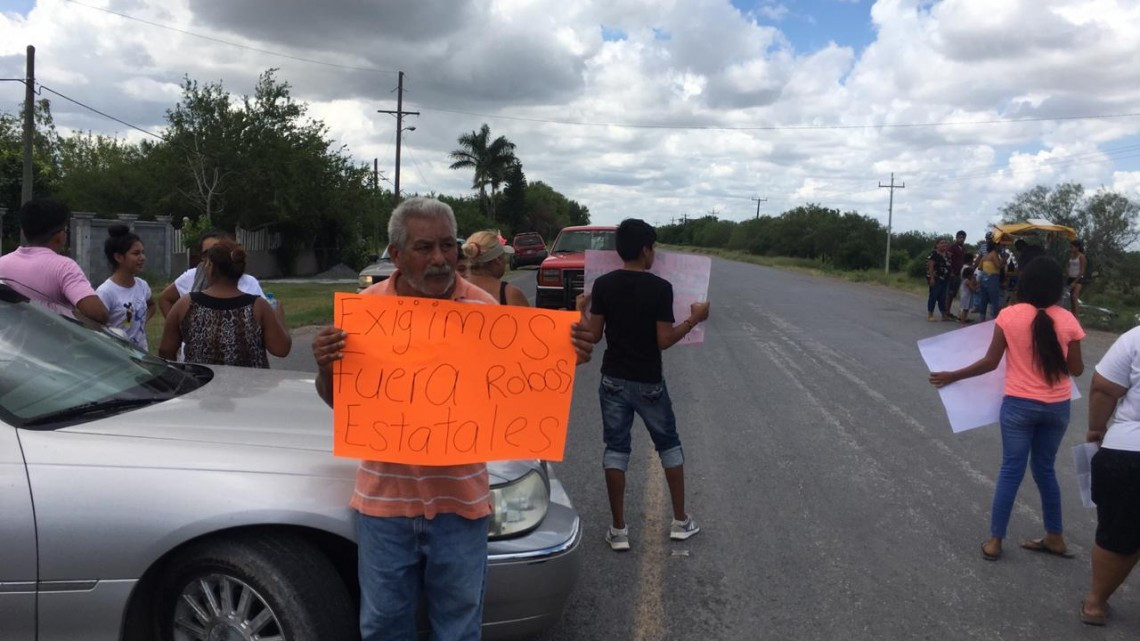 Exigen ejidatarios eliminar retén estatal en carretera a la playa