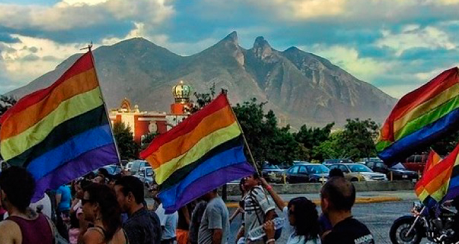 Parejas LGTBI+ de Nuevo León denuncian no poder inscribir a sus hijos a escuelas públicas