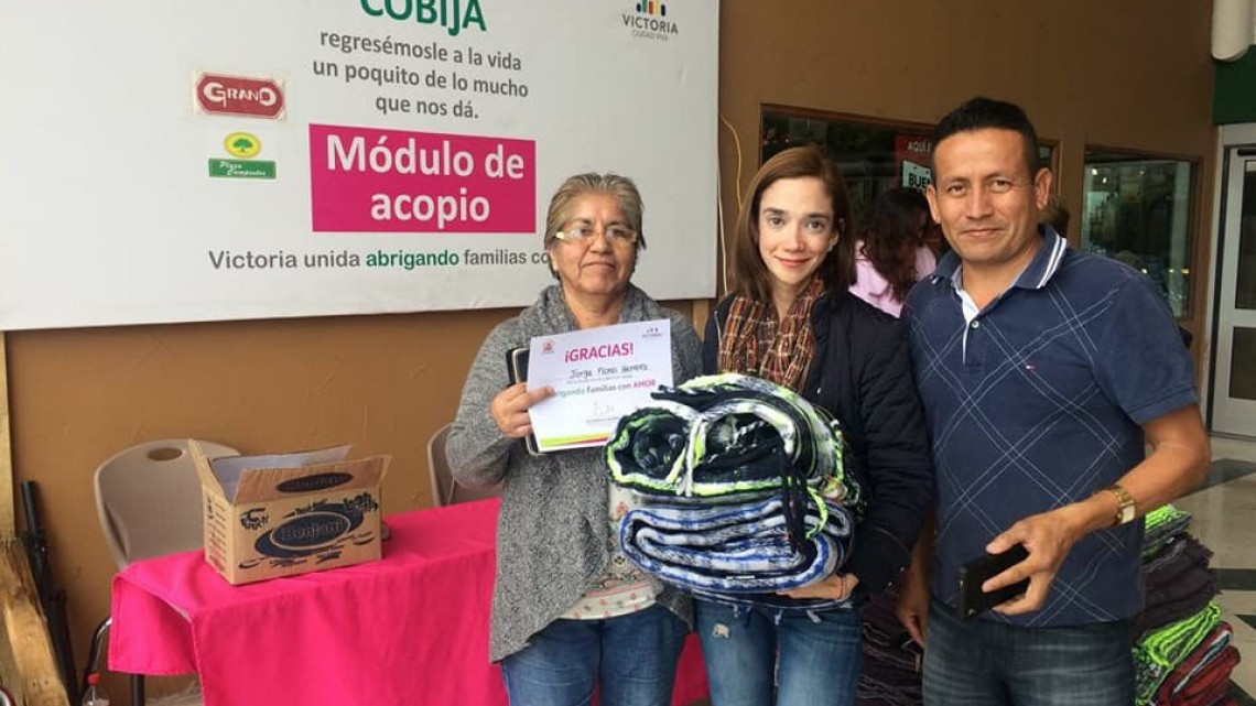 Realizan campaña "Abrigando Familias con Amor"