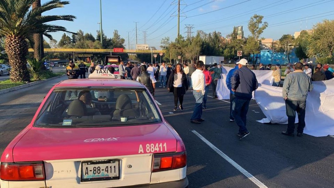 Paro de taxistas en la CDMX provoca caos, redes reaccionan