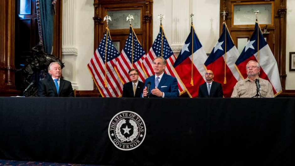 Escuelas permanecerán cerradas el resto del año escolar: Greg Abbott