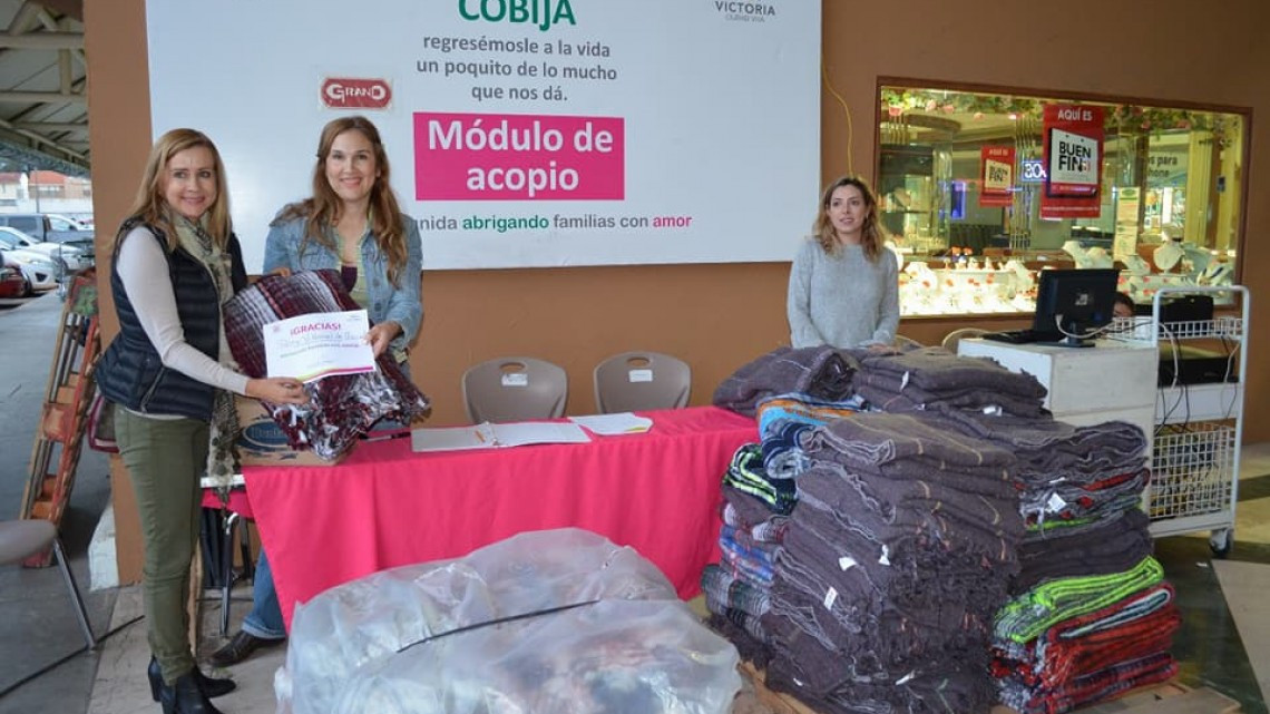 Realizan campaña "Abrigando Familias con Amor"