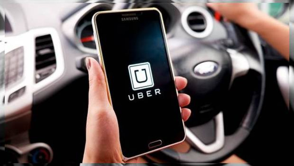 Uber pide a choferes evitar confrontaciones con taxista de BCS