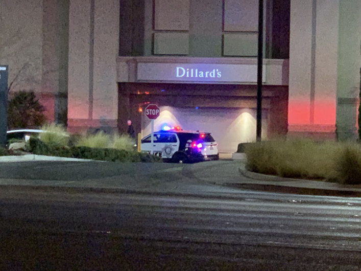 Reportan tiroteo en centro comercial de Las Vegas