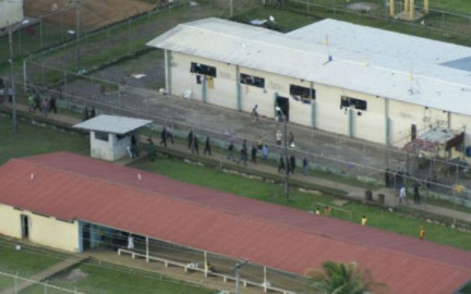 Aumenta a 14 reos muertos tras tiroteo en cárcel de Panamá