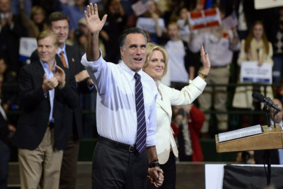 Mitt Romney va por el Senado en EU