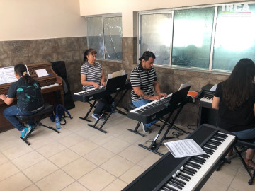 Inicio exitoso del taller de piano en el IRCA