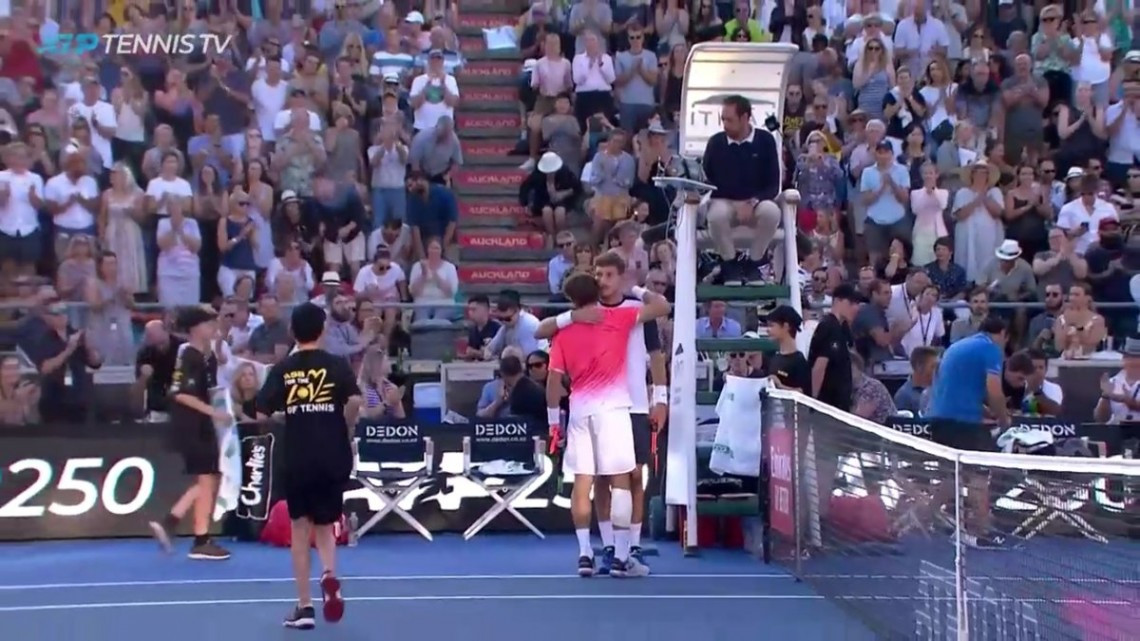 David Ferrer se retira de torneo de Auckland