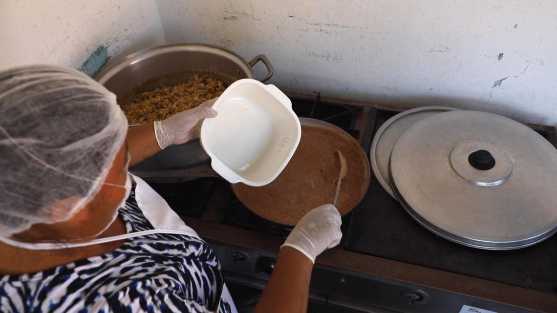 SEBIEN continúa entrega de alimentos en Comedores Comunitarios