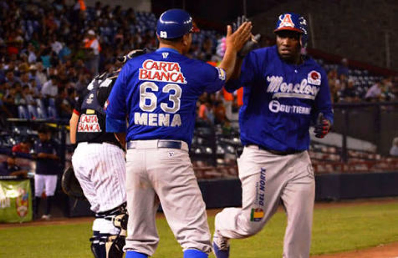 Acereros suma octavo triunfo seguido y toma ventaja ante Rieleros