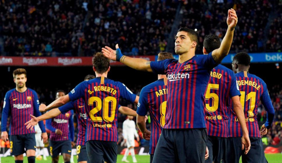 Luis Suárez y el Barcelona golean al Real Madrid