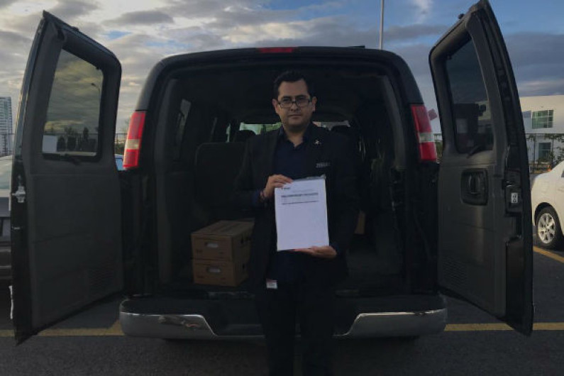 Llegan votos a Puebla de residentes en el extranjero