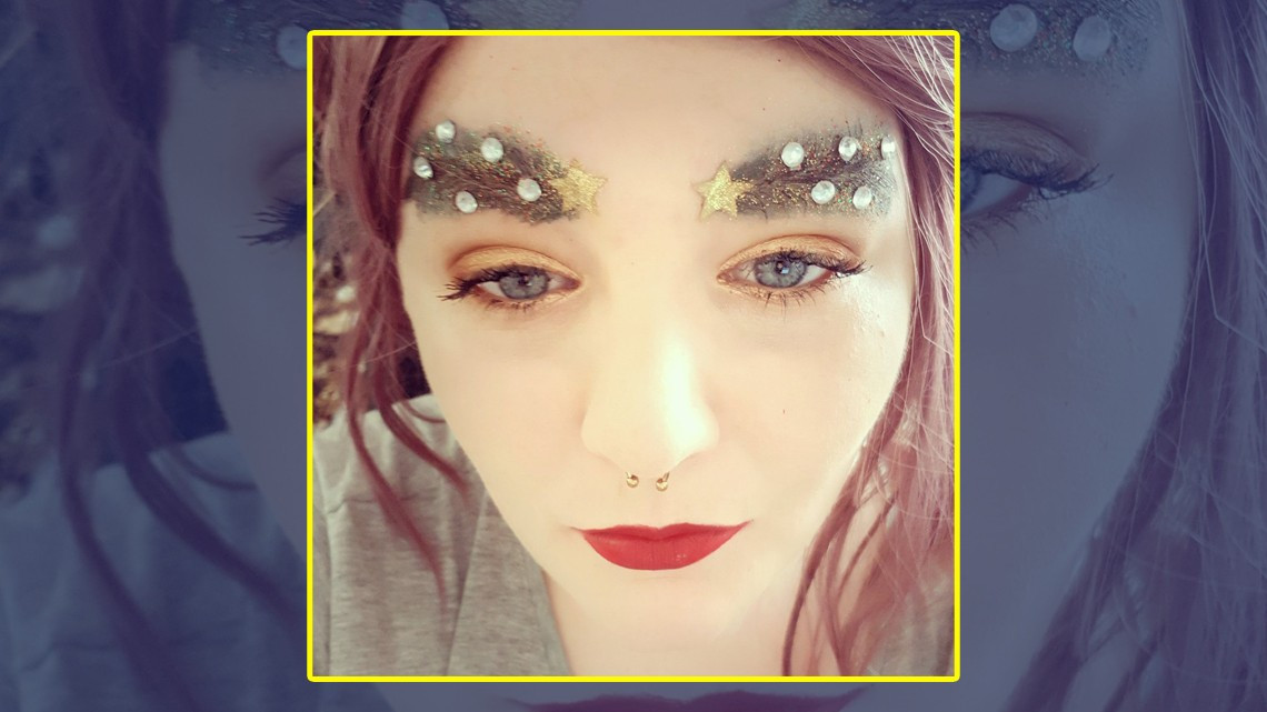 El espíritu navideño llegó a tus cejas