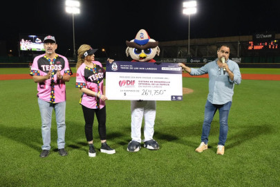 Se unen Tecolotes de los dos Laredos y familias a tocar corazones