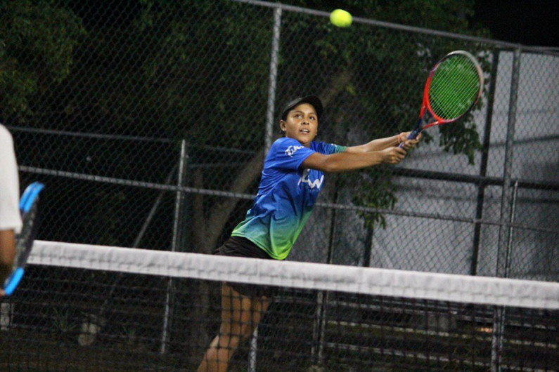 Tamaulipeca destaca en Competencia Internacional de Tenis