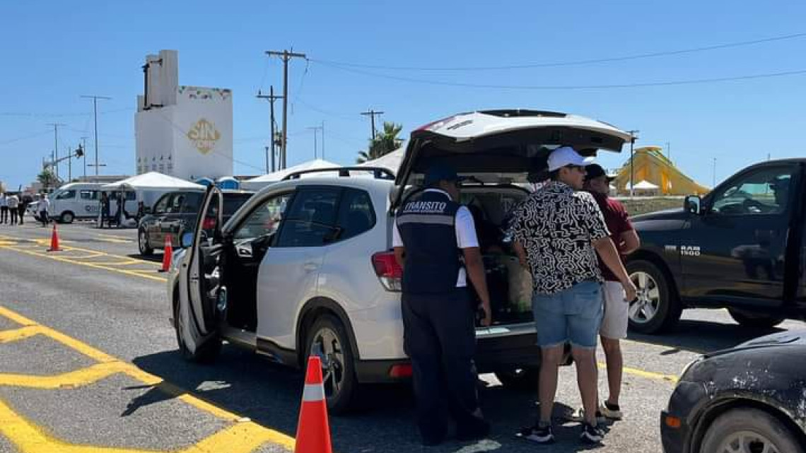 Buena afluencia de vacacionistas en la Playa Bagdad de Matamoros
